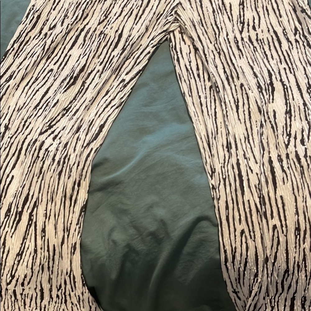 Wide leg pants